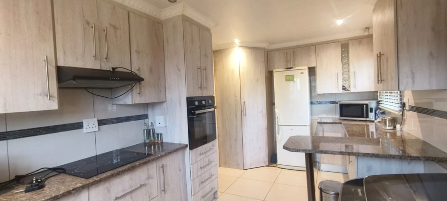 3 Bedroom Property for Sale in Tlhabane North West